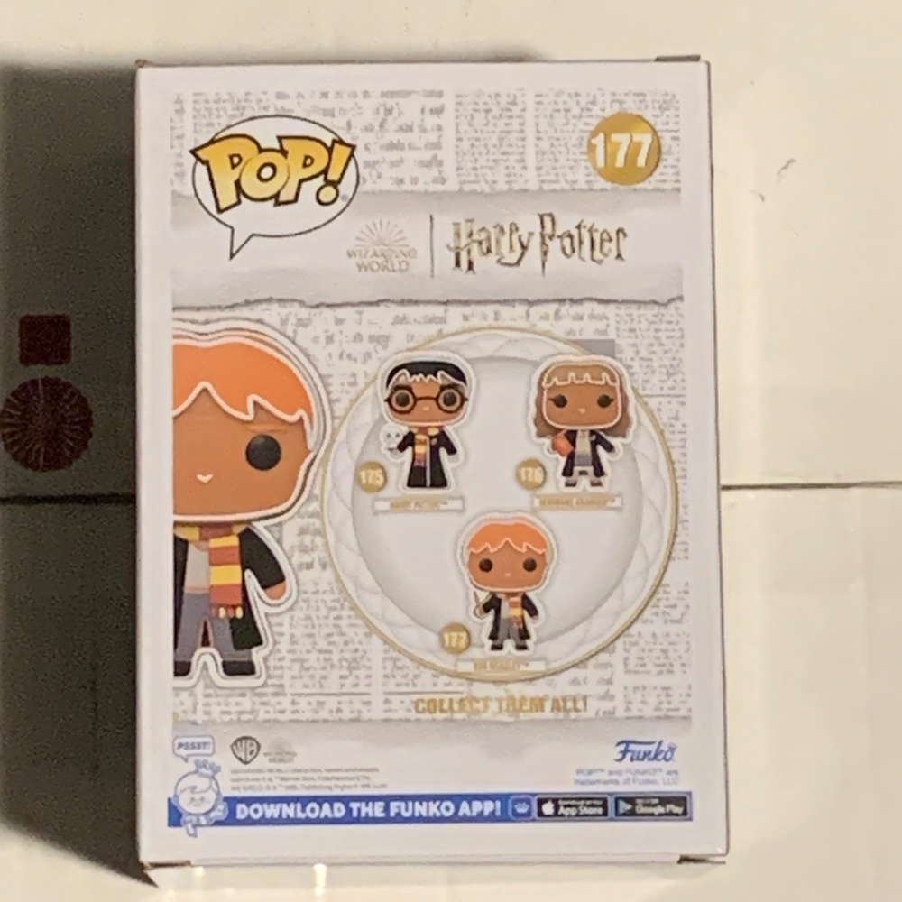 Funko pop Ron Weasley gingerbread (NWT) - Picture 2 of 6